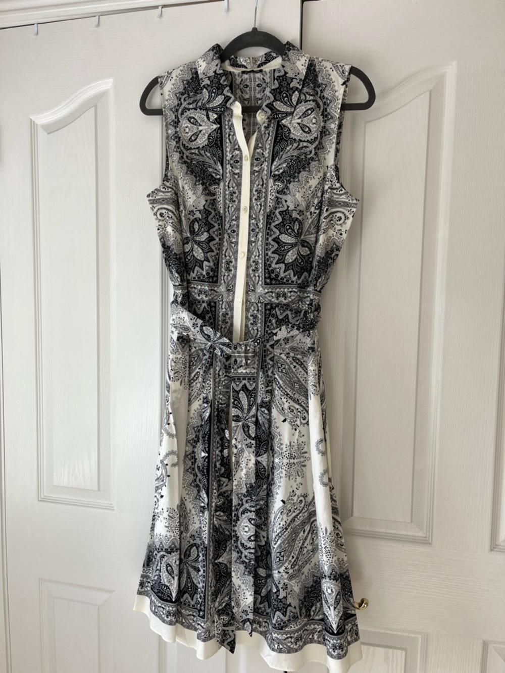 Talbots Black & White Paisley Sleeveless Midi Shirt Dress with Tie